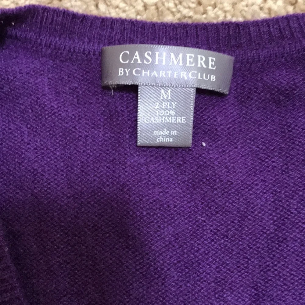 Charter club medium V neck cashmere sweater - Picture 4 of 8